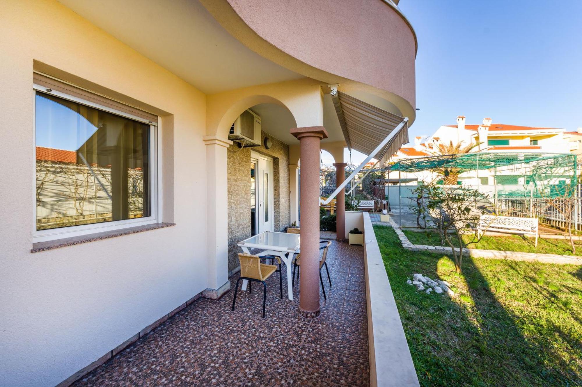 Apartments Villa Rotim Zara Esterno foto