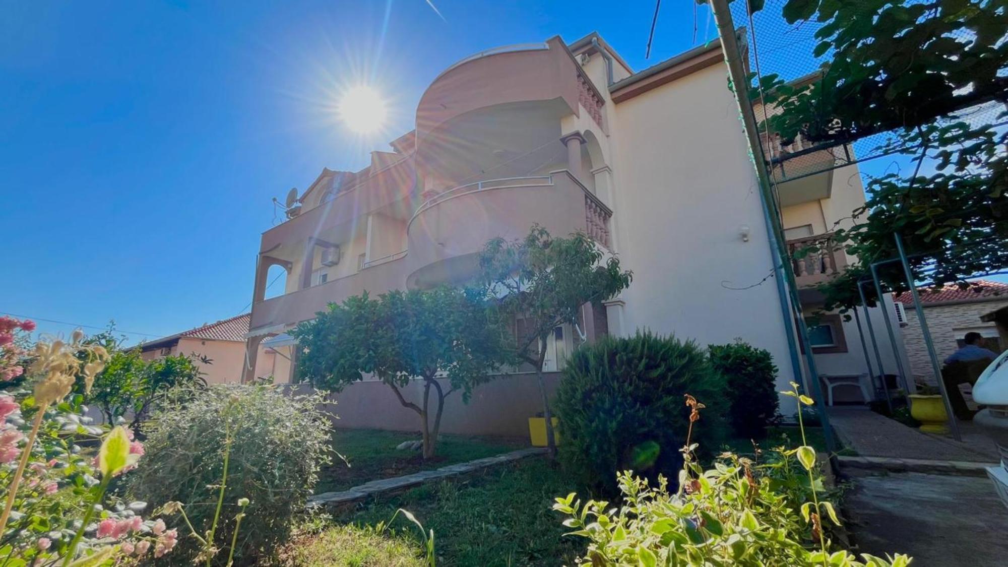 Apartments Villa Rotim Zara Esterno foto