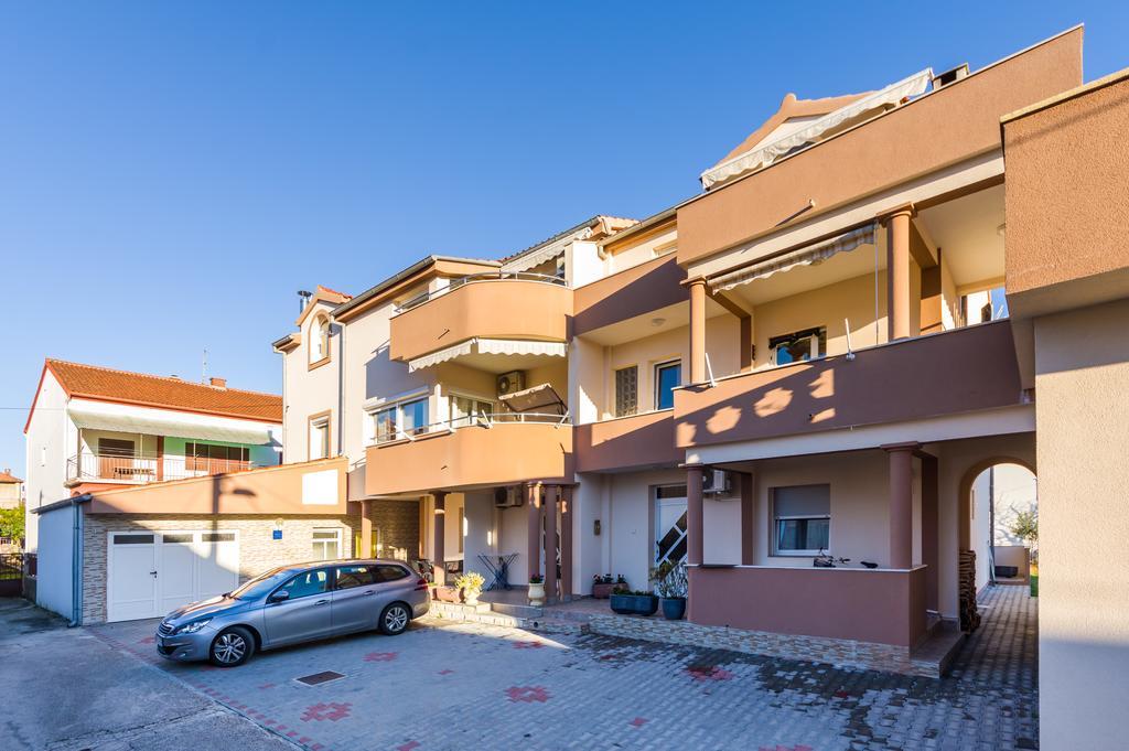 Apartments Villa Rotim Zara Esterno foto